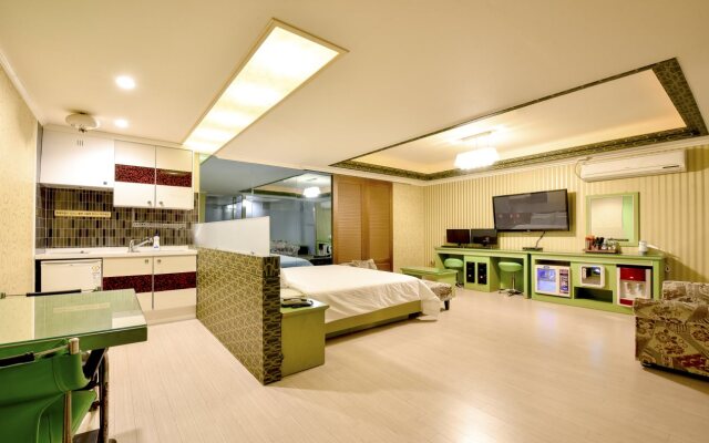 Haeundae S-one Hotel