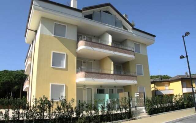 Spacious Apartment Close to the Beach - Beahost