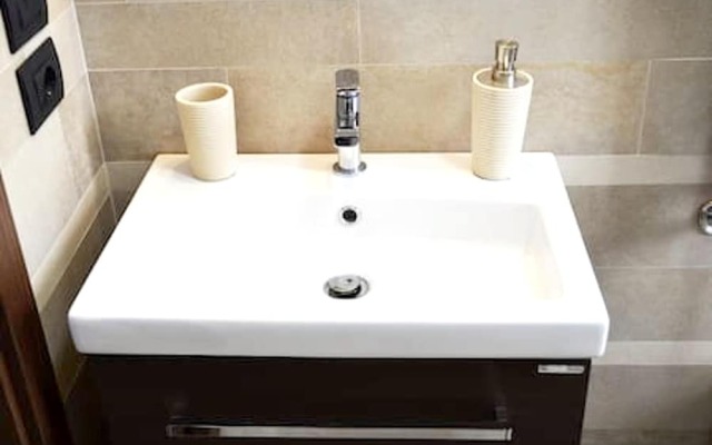 Apartment With 3 Bedrooms in Avellino, With Wonderful Mountain View, Shared Pool and Enclosed Garden