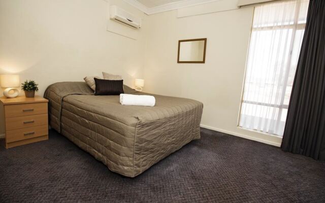 Kalgoorlie Overland Motel