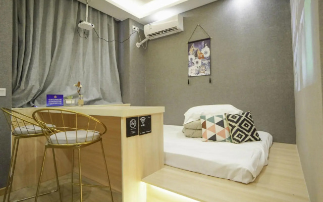 SpaceBox Hotel (Communication University of China)