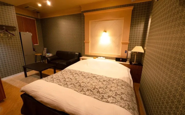 Hotel Allure (Adult Only)