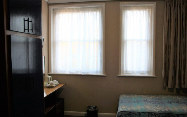 Mitre House Hotel