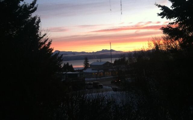 Whalesong Bed and Breakfast