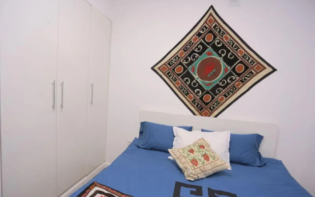 Luxury 2 bedrooms apartment walking distance from Gur-Emir
