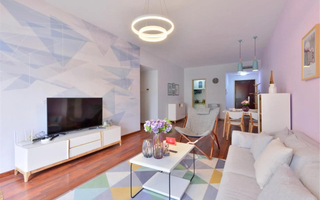 Locals Apartment House 90 – Guest Rooms – Tianjin