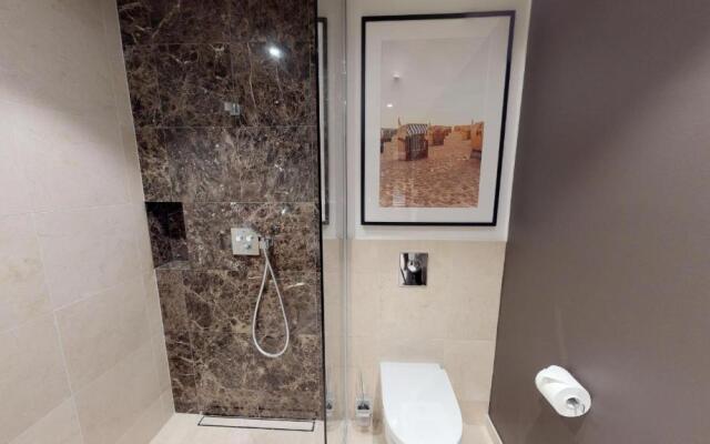 White Pearl Apartment 0.08