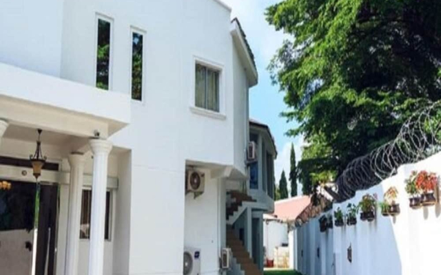 Lukeville Suites