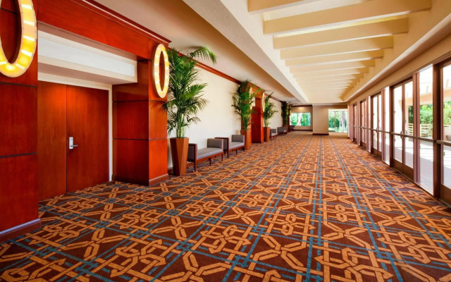 Sheraton Agoura Hills Hotel
