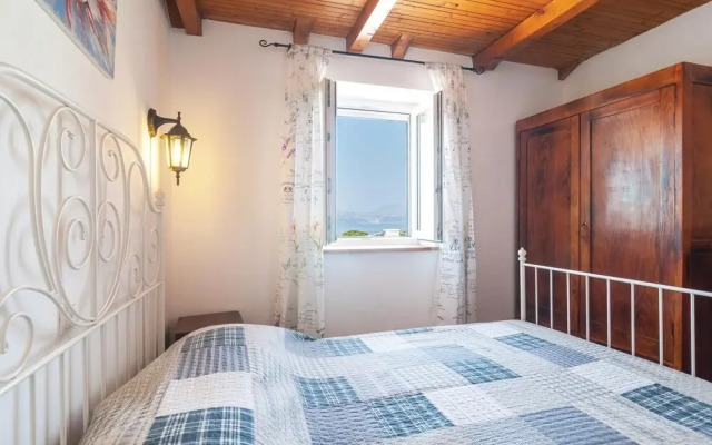Beautiful Home in Postira With 3 Bedrooms and Outdoor Swimming Pool