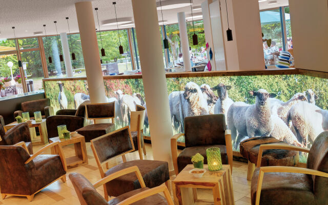 Nells Park Hotel