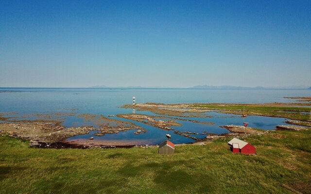 Lighthouse View Lofoten