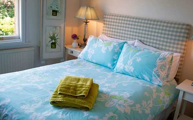 The Hollies Bed and Breakfast