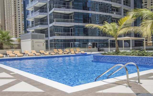 Driven Holiday Homes - Bay Central