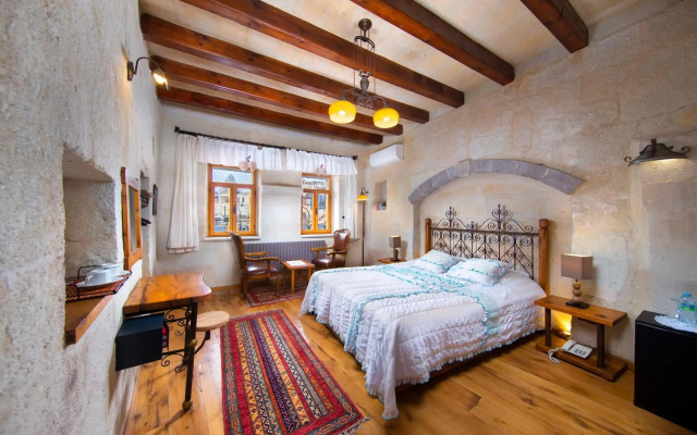 Terra Cave Hotel