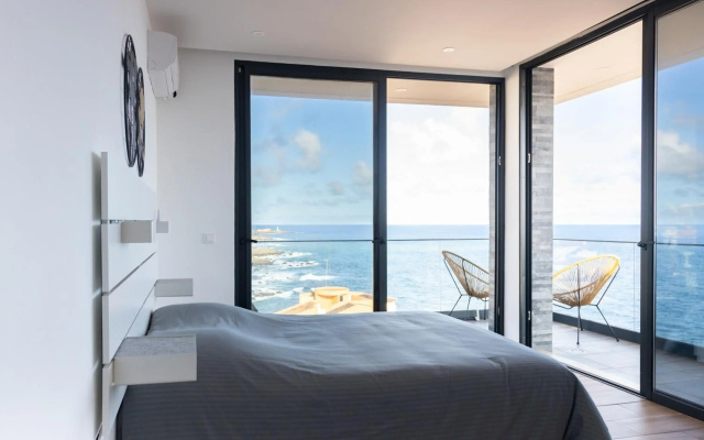 3 bdr aprt, stunning seaview, rooftop pool - LCGR