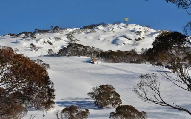 Smiggins Hotel & Chalet Apartments