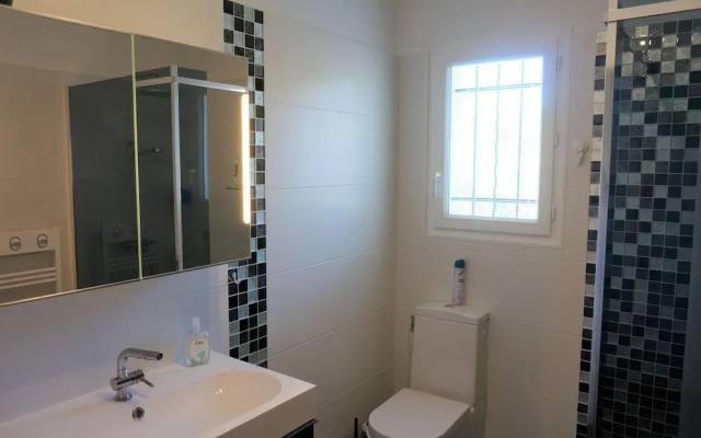 Holiday Home With Large Garden and Pool