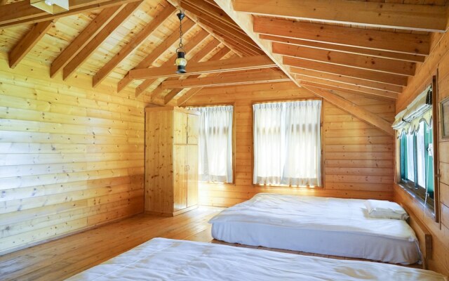 Cloud Falls Resort