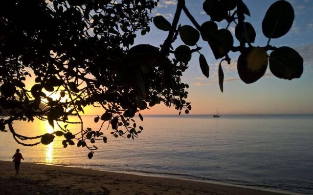Magnetic Island Bed And Breakfast