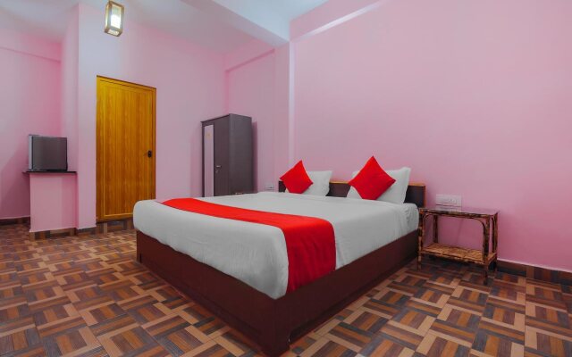 OYO 15449 Hotel Padma