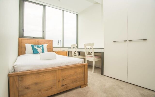 Lovely Two Bed Home In Macquarie Park