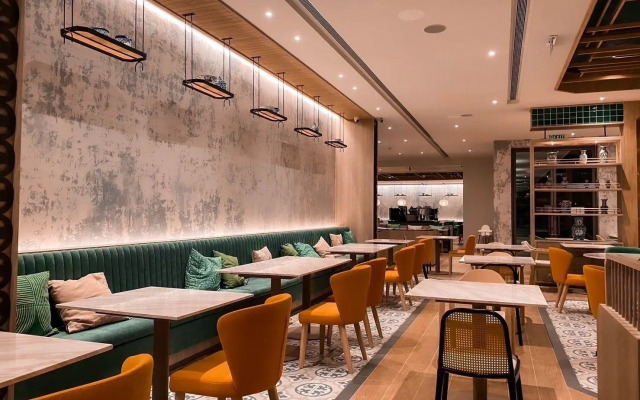 The Quarter Chaophraya by UHG