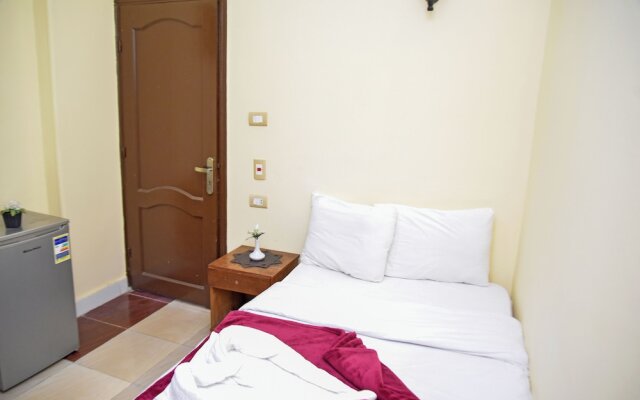 New Pyramids Paradise Hostel