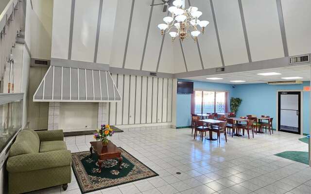 Days Inn by Wyndham Berlin Meriden
