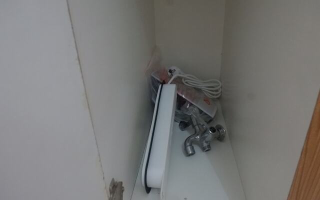 Best Value & Clean Studio Room Apartment at Pavilion Permata 2