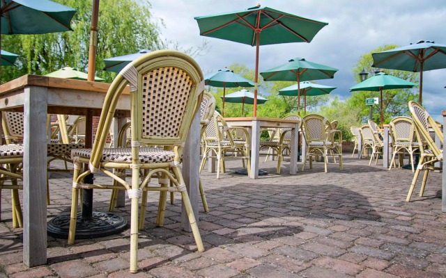 Waveney House Hotel