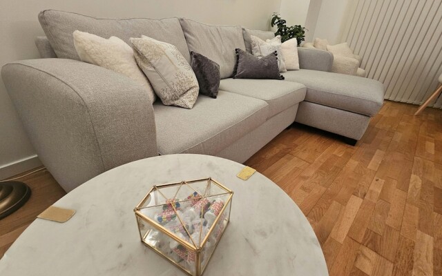 Luxury Apartment in Canary Wharf