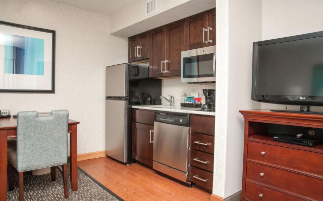 Homewood Suites By Hilton Memphis Poplar