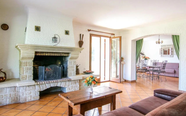 Villa Eden
