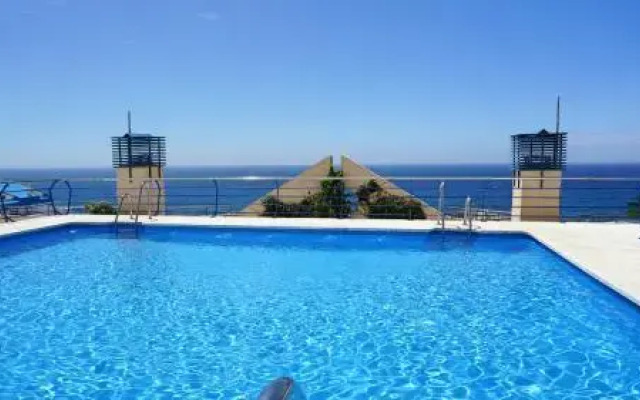 Amazing 10Th Floor Views In Marbella Centre