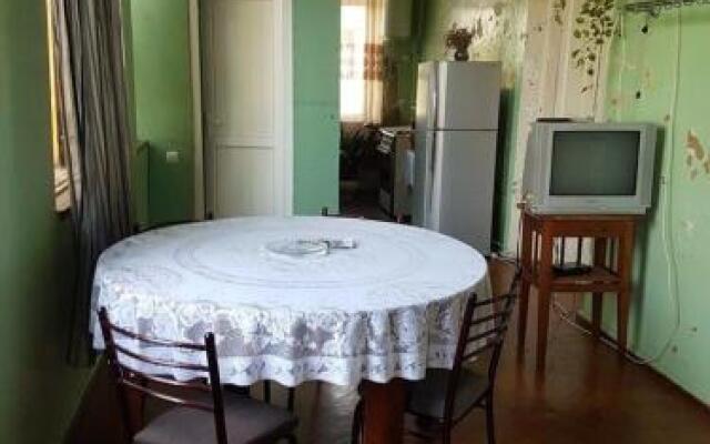 My Moon Hostel Zugdidi