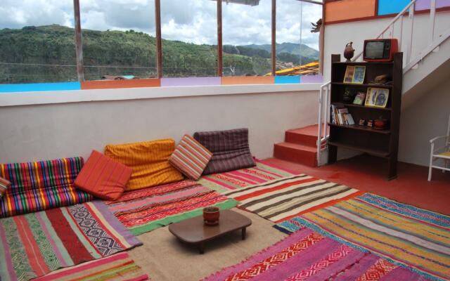 Tupackers Hostel