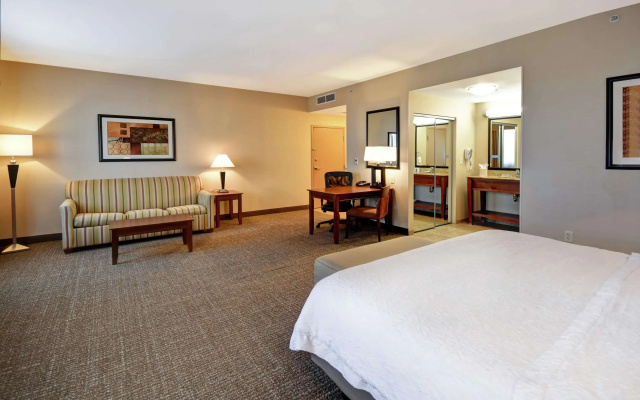 Hampton Inn & Suites Folsom
