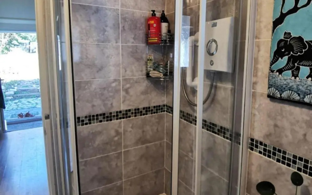 Charming Cabin Near Snowdonia National Park