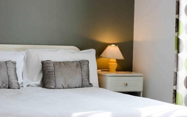The Rose Garden Bed & Breakfast And Cafe