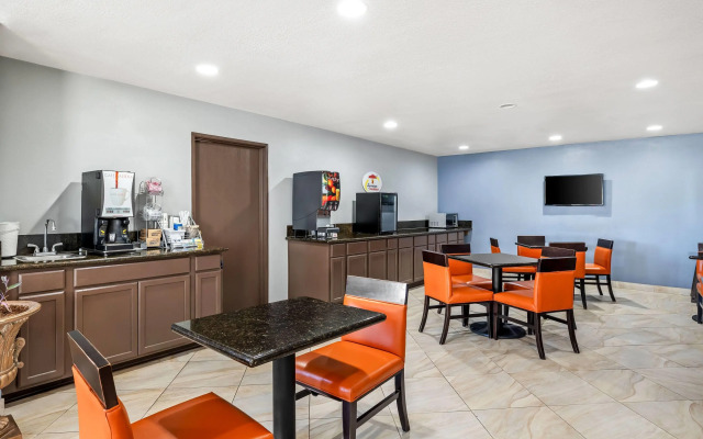 Super 8 by Wyndham Marana/Tucson Area