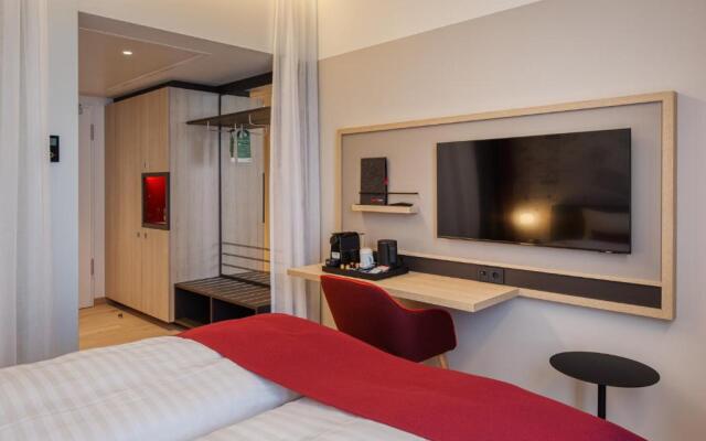 IntercityHotel Berlin Airport BER Terminal 1+2