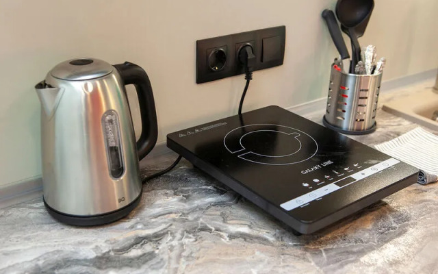 Диван и Чемодан на ул. Космическая, 12/1