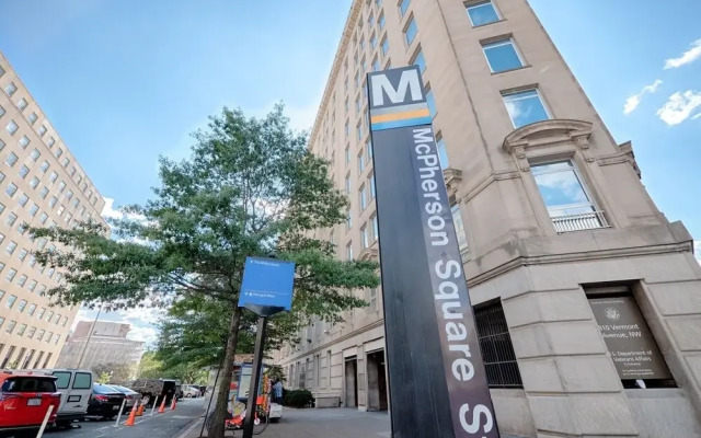 Thomas Circle Apartments by Global