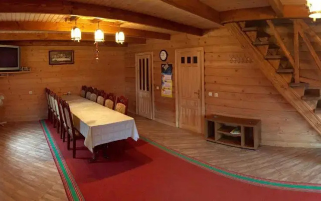 Villa PidStromom