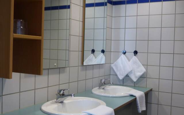 Rügener Ferienhäuser am Hochufer
