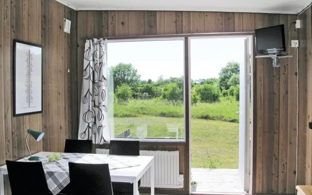 Beautiful Home in Klintehamn With