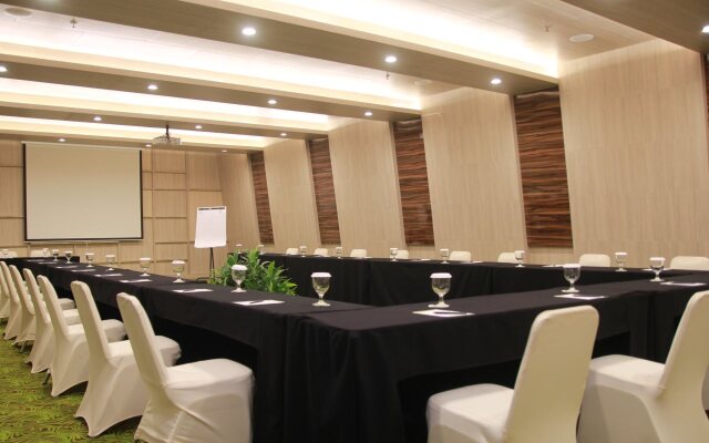 Sparks Life Jakarta, ARTOTEL Curated