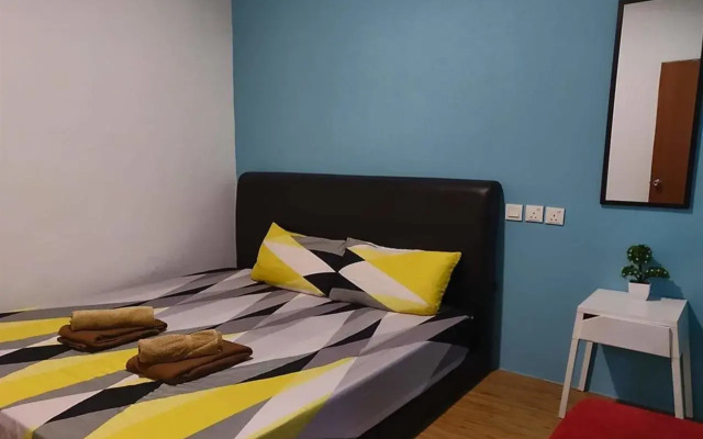 SPOT ON 90236 Zigzag Travellers Home - Hostel