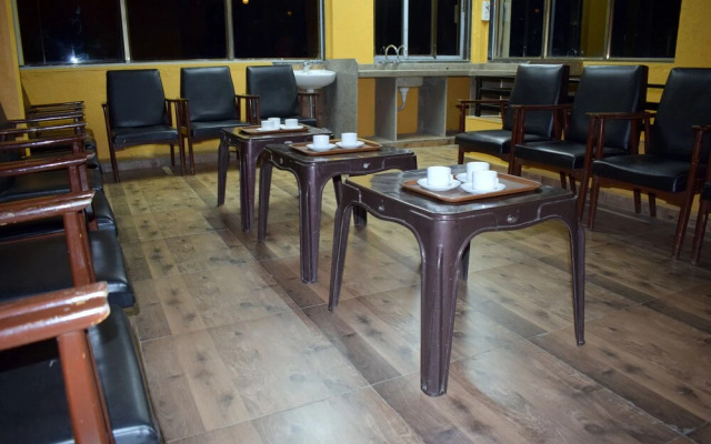 Hotel Kansar Palace